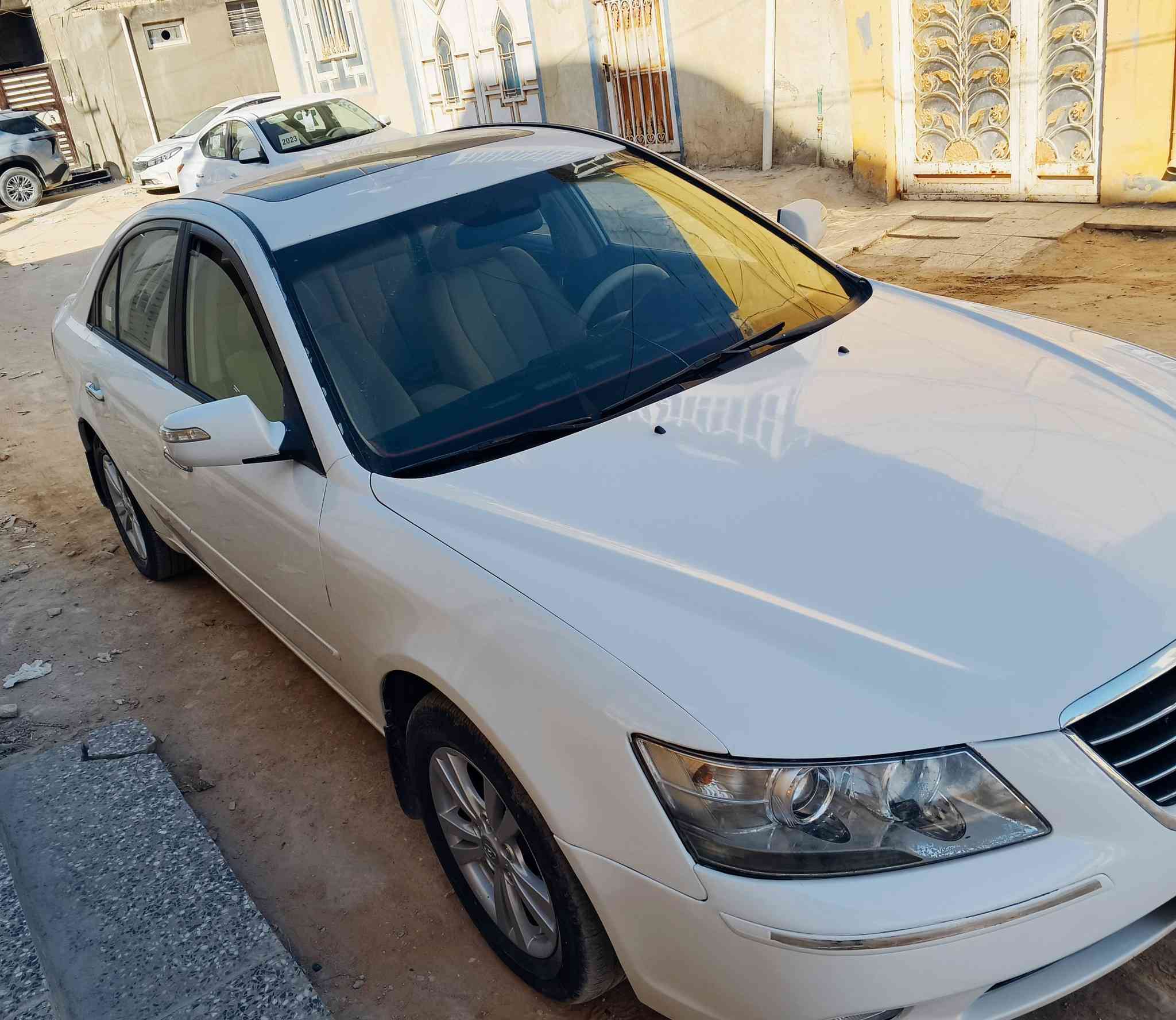 السلام عليكم سونات مديل 2011 فول مواصفات واحد على واحد فتحه تحكمات مري شفط اشاير تبريد قطعتي جهازه معايزه برغي السياره جديده  كير مكينه حديدية تخم تاير تبريد  مكفولات كسر كارتون السياره بيها صبغات بصيطه بدون حادث  لافتح ولا تبديل مكفوله تكم وحوض وشواصي  شغل تاري وين متريد شرط الفحص رقم اربيل ألماني مداو وكاله مضمون  سعر ١٠٣بيها مجال للشراي مكان السياره نجف للتواصل ***********
