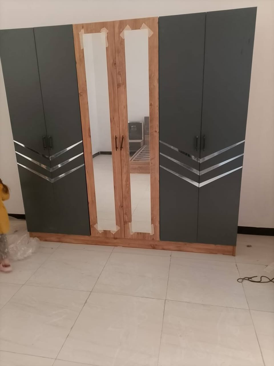 للبيع غرفة نوم جديده استخدام شهر
اتصال واتساب علئ 👇
 ***********
