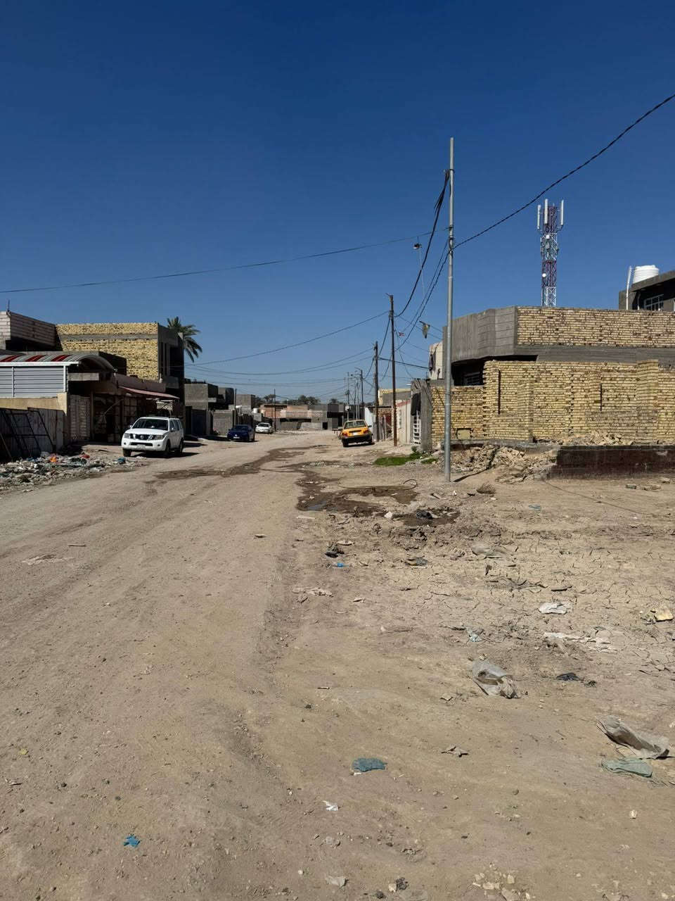 هيكل غير مسقف المساحه 190 واجهه 9 طابو زراعي سند 25 ع شارع تبليط عرض الشارع 15 متر مع كافه الخدمات الموقع شارع 100 بلفرع مال صيدليه زهراء سلام قبل جسر المشاه يبعد عن شارع 100 بلظبط 100 متر السعر المطلوب 60 بي مجال بسيط استفسار اتصل *********** بي وات ساب حلة, بابل
