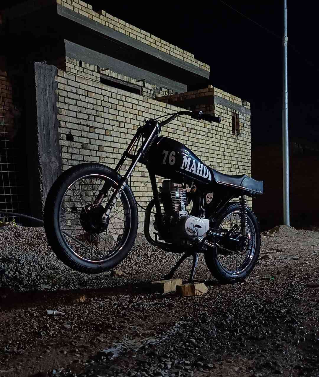 سلام عليكم دراجه للبيع كلك كلك محرك مفتوح دراجه حلوه او نضيفه شلعه معدل تخبل ما عوزها اي شي ما بيه اي نقص دراجه مرتبه ما شاالله مكاني ناصريه مركز سعر خاص


**إذا كنت صاحب هذا الإعلان وتريد حذفه لأي سبب، رجاءا أرسل رسالة إلى الدعم الفني**