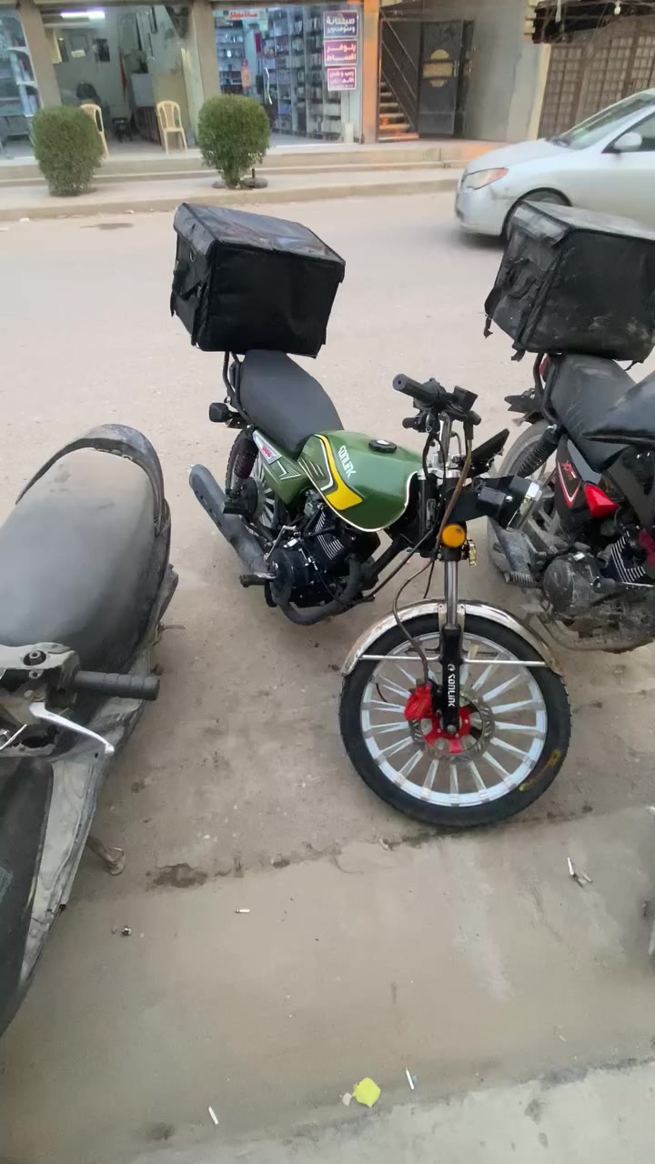 دراجه ايراني سولنك للبيع موديل 25 مكينه 200  لون زيتوني دراجه خير من الله شلعه معدل تخبل مكفوله من التنقيص والتبخير نقصها الشاشه ما تشتغل السعر 690 مكاني جزيره بغداد السياحية رقم ***********
