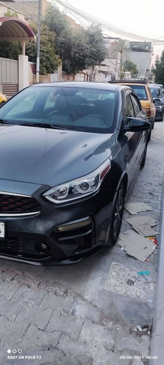 للبيع او مراوس .السعر 136 وبيها مجال بسيط
......   ........  ....... ....... ...؟
كيا فورتي 2021 فئه (GT_lien)مكينه 2000دوش
منظومة غاز ضمان من موقع مصفى الدورة
وارد امريكي ضرر جاملغ فقط بدون دواخل بدون ايرباك .
السيارة بيها بارد ابعض القطع فقط مبينة بالتقارير
والسياره بيها بعض الخدوش 
وبيها خدوش على حالها جاملغ امامي الايمن والباب موضحه بالصور 
مرقمه اربيل جديد باسمي تحويل فقط السنوية نهاية 2026 تنتهي 
هزة انتهت بشهر الثامن 2025
تفاصيل سياره فووول عدا الفتحة
رادار امامي.بصمه .سبايدر بلادي .ستيرن رياضي D
لد امامي .اشاير بل مري.ترحيب عند الاقتراب
رادار جانبي.كامره خلفيه دواره.كشنات نص جلد اسود
تخم تاير جديد حجم ١٦.فول تحكم ستيرن
كل الصور عارضها والسونر .مكاني بغداد الاعظمية 
رقم ***********

