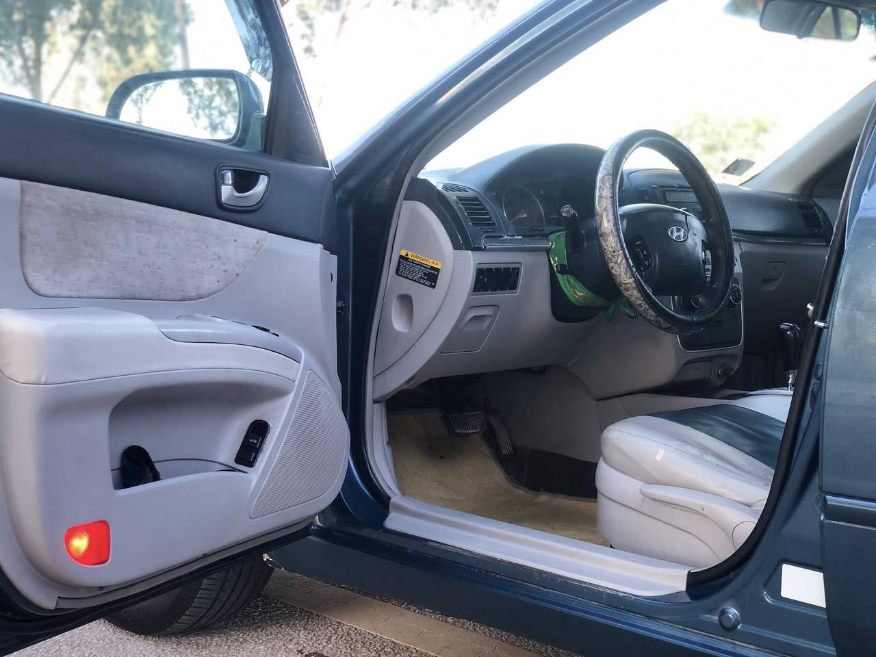 السلام عليكم سوناتا 2006 امريكي حادث جاملغ امامي مبدل السيارة بيه قطع صبغ ابيع احزام مكينه 2400تبريد ثلج  فتحه صنروف تحكم ستيرن تخم تاير جديد رقم بغداد دولي سنويه ل30 شرط التحويل مكان بابل سده الهنديه رقم الهاتف ***********
