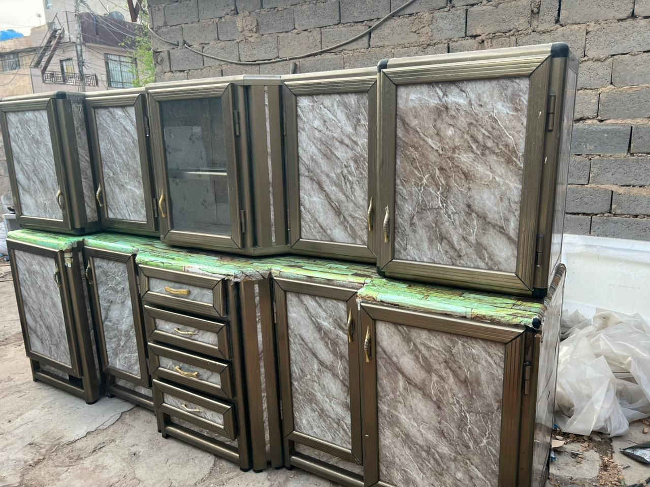 قياس مترين ونص قطعتين بس نظيف كلش السعر ٣٠٠ مكان السيدية اتصال *********** بي واتساب
