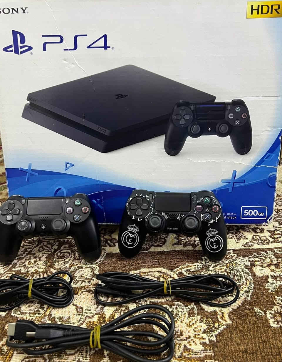 السلام عليكم
بلي 4 اوربي مهكر نظام 12.52

ذاكرة 500 

جوستكات 2 اصليات 

مع جميع ملحقاته الاصلية والكارتونة

منزل مكتبة كيمباتو 

جهاز ماخذه على ايدي لوك ستيكر فول نظافة

واحد من جوستكات بي شمرة بلكير 

رايدة 290 وبي مجال 

مكاني بغداد الغزالية


**إذا كنت صاحب هذا الإعلان وتريد حذفه لأي سبب، رجاءا أرسل رسالة إلى الدعم الفني**