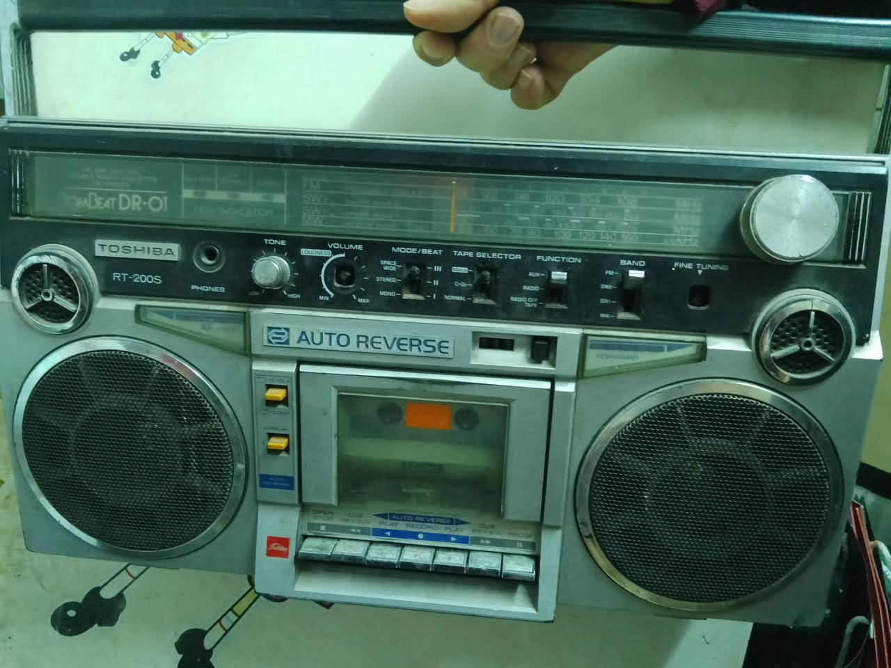 راديو مسجل توشيبا 
أصلي قديم شغال انتيك 
بحالة ممتازة 
للبيع


**إذا كنت صاحب هذا الإعلان وتريد حذفه لأي سبب، رجاءا أرسل رسالة إلى الدعم الفني**