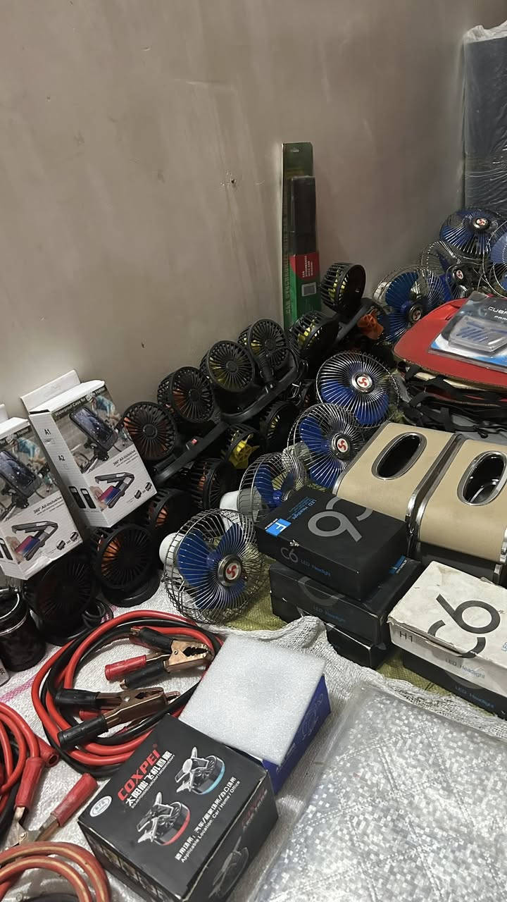 شلعة بية خير من الله تقريبن ٢٠٩ العدد كماليات سيارات سعر خاص


**إذا كنت صاحب هذا الإعلان وتريد حذفه لأي سبب، رجاءا أرسل رسالة إلى الدعم الفني**