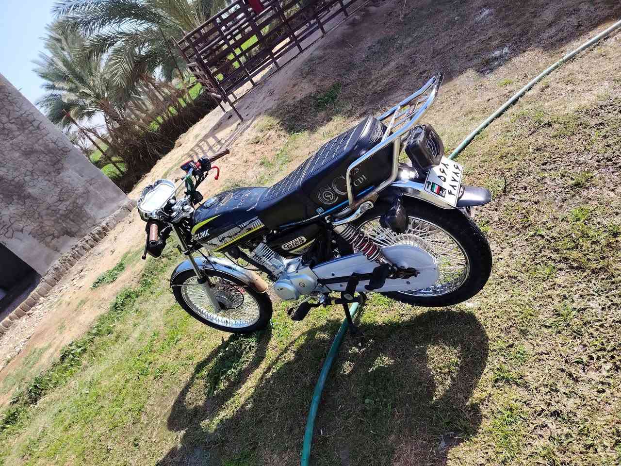 دراجه تايكر للبيع السعر 550 وبيها مجال قليل مستعجل ***********
