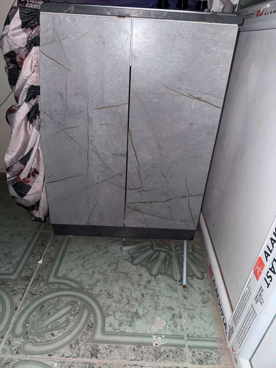 ‏كاونتر للبيع جديد نظيف ويا الطباخ أربعة عيون سعر ٥٠٠بي مجال


**إذا كنت صاحب هذا الإعلان وتريد حذفه لأي سبب، رجاءا أرسل رسالة إلى الدعم الفني**
