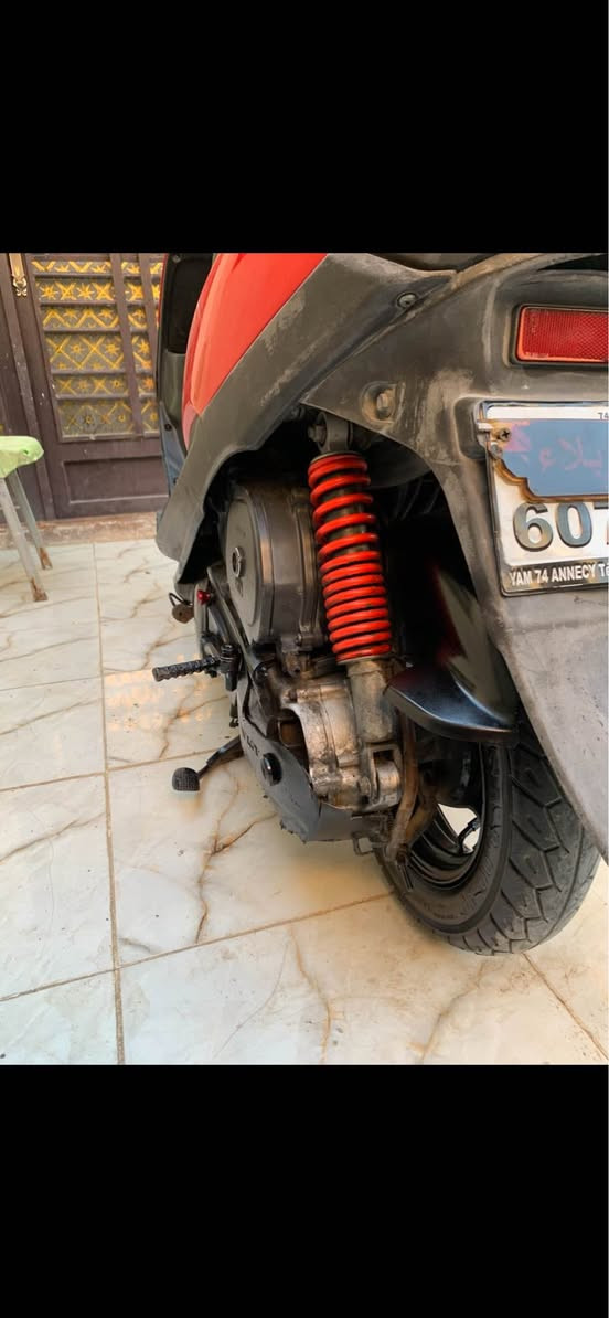 السلام عليكم 
دراجه ماكس عدله
حاويه بلاديه نضيفه كلش 
بوشه 49 تمشي 120 
معدلها 100
دشبول اشاير هورن 
كهربائيات كله شغال 
نكره سلف 
كابريته شرط جديده 
شيال كامل جديد 
دراجه نضيفه كلش 
مبدللها بس ولفات  
دراجه كهربائيات كلها شغاله مابيها اي نقص 
دراجه كلش نضيفه او جديده سعرها :
575الف مجالها بسيط حك الجيه 
مكاني كربلاء /الحسينيه /منطقه عون 
*********** الفلوجة, الأنبار
