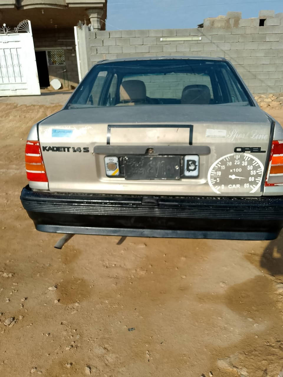 بسم الله 
اوبل كاديت البيع رقم سود وبيع حديده 
سياره محرك 1600 موديل 91
سياره جاهزه السعر 10
رقمي ***********
مكاني حديثه بنداهر
