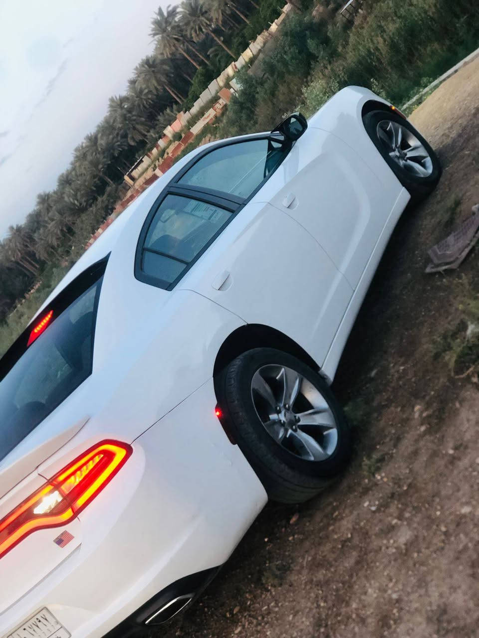 جارجر 2016كلين تايتل
نص فول  داخله تقرير قرق  بس واحد بل مئه مابيها قرق 
 سياره مكفوله   سعرها 195

***********
