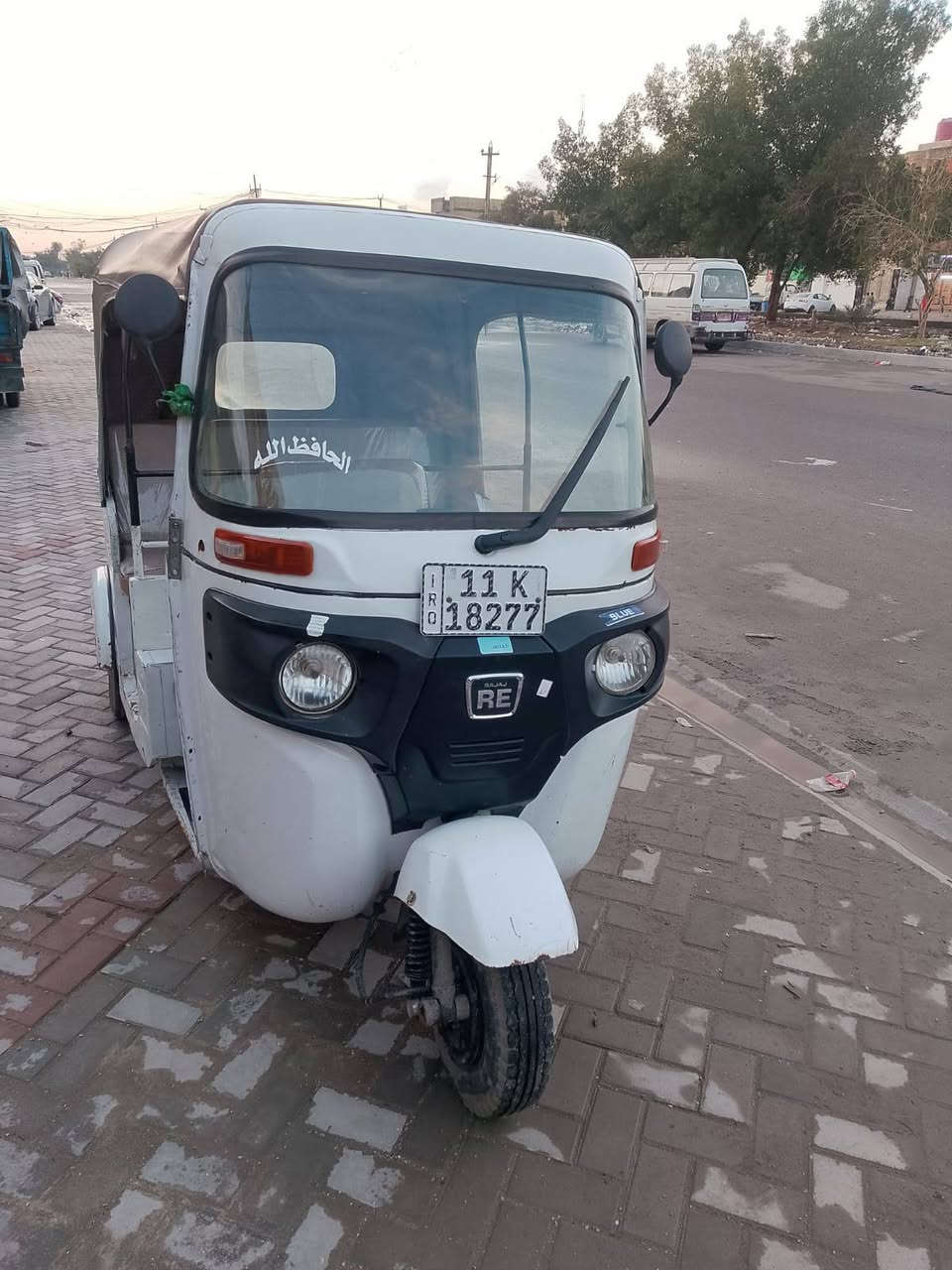 سلام عليكم 
تكتك للبيع مكاني مدينه الصدر
موديل 20 
***********
