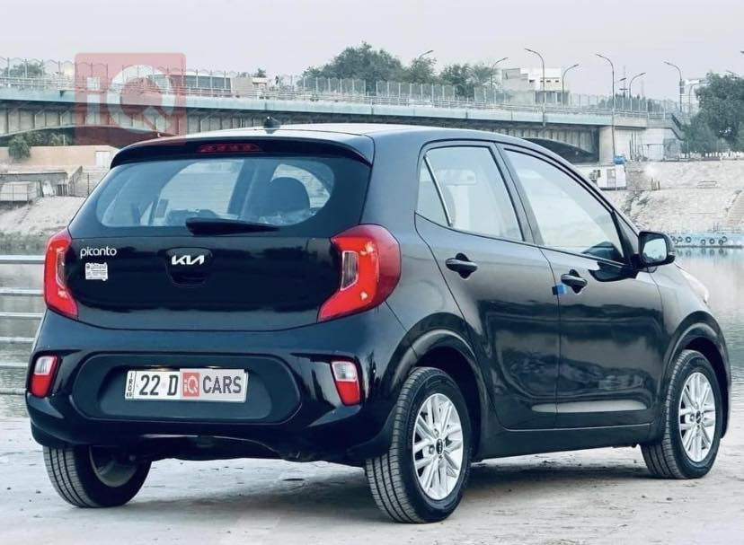 كيا بيكانتو موديل ٢٠٢٣ ماشية 11 ألف كيلو متر اخت الزيرو . مواصفات محرك ١٤٠٠ اربعة سلندر Dohc خليجي . كلين تايتل . عدد مقاعد 5 . نوافذ كهربائية . قفل مركزي للابواب . Abs. اشارة بلمري رقم اربيل تحويل او وكالة كفالة عامة. 
سعر 123$ وبيها مجال بسيط 
للاستفسار ماسنجر او ***********
