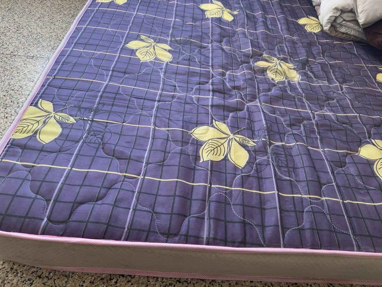 دوشك نفرين نضيف سعر مناسب


**إذا كنت صاحب هذا الإعلان وتريد حذفه لأي سبب، رجاءا أرسل رسالة إلى الدعم الفني**