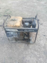 مولد كاز نبير ٣٠ مكينه وكهرباء شرط شغل عل فحص 07700142322