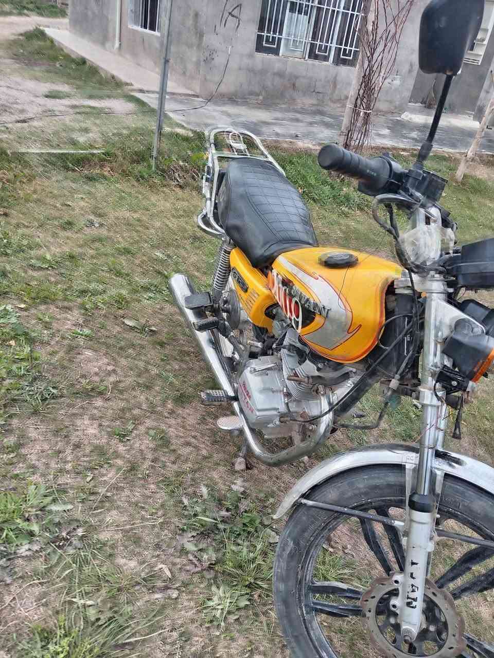 السلام عليكم عندي هاذ الماطور للبيع مديل 2020 مكفول كهربايات كله شغاله السعر 350 وبيه
أوراق كامله واصوليه الاتصال على الرقم *********** مكان صلاح الدين قضاء الضلوعيه
