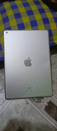 ايباد ٩ • ٦٤ • تبادل ايفون ١١-١٤