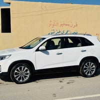 كيا سيرنتو موديل ٢٠١٤ ٧راكب كلين بلا ضرر سياره حلوه محرك ٦ شرط كير شرط...