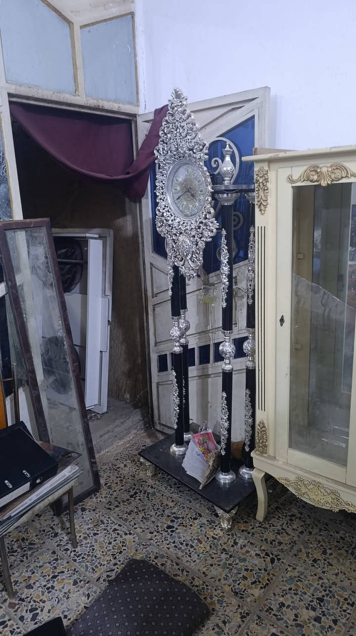 غراض غير مستعملة للبيع العنوان مدينه الصدر ***********
