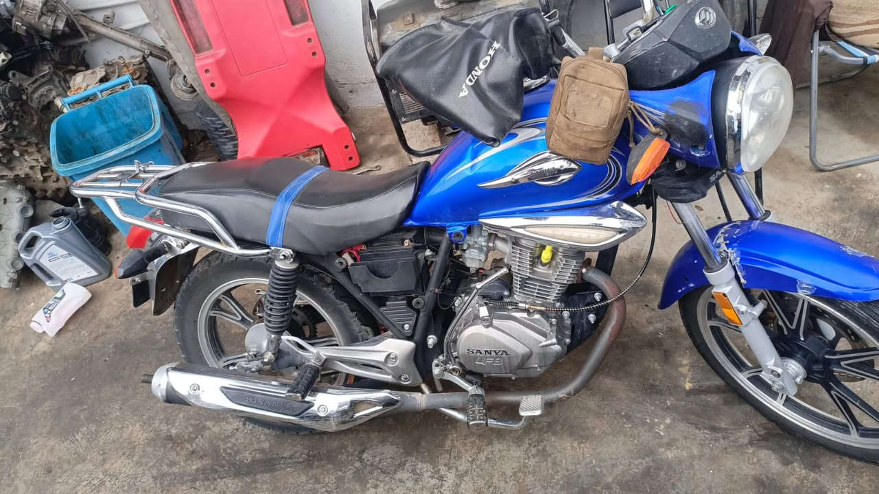 سلام عليكم دراجة للبيع  موديل 2020 دراجة كفالة مكينة 150 ملاحظة اني مو صاحب الدراجة موكلف بنشر *********** التصال عاد هاذة الرقم
