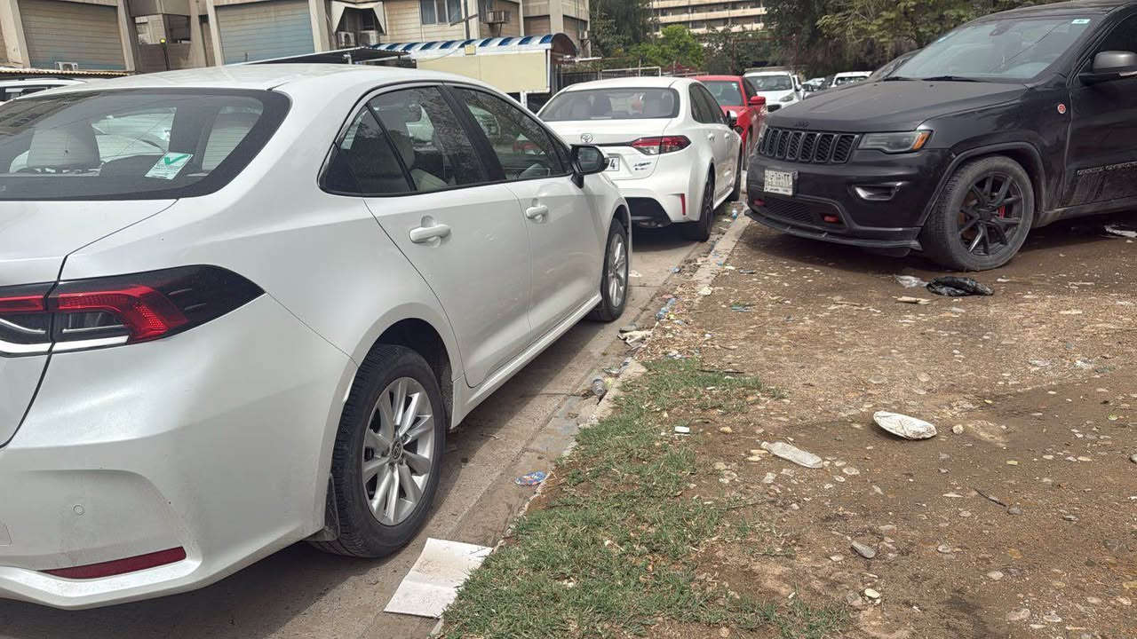 كورلا خليجي ساز موديل 2024 مكفولة ماعده بارد 4 أصابع ماشية 40 ألف ورقمها مميز سعر 187 $ وبي مجال بسيط ومكان السيارة بغداد للأستفسار *********** وتس آب بغداد, العراق
