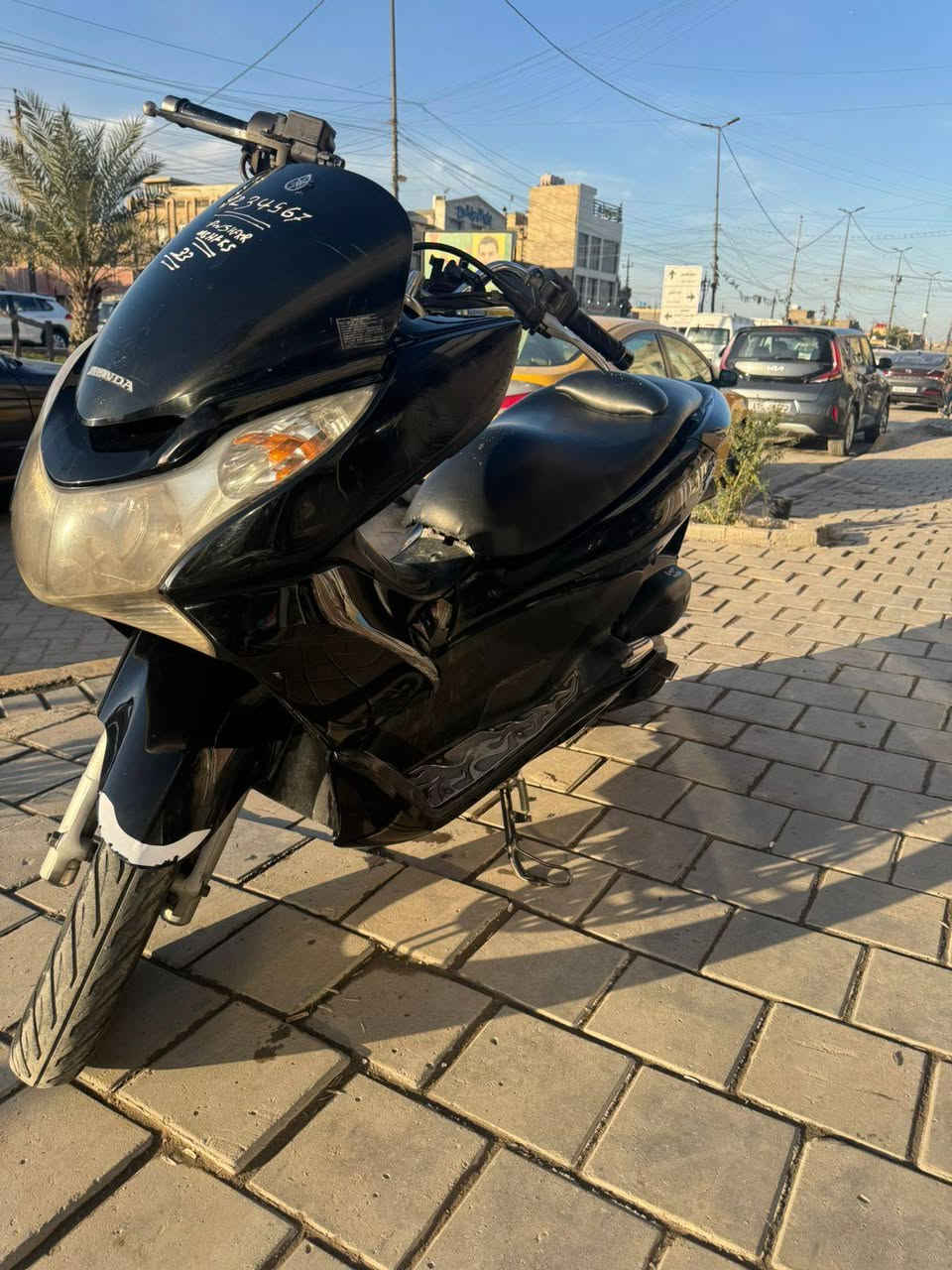 سلام عليكم بي سي اكس للبيع دراجه نضيفه شوفت عينة مكينه 150 ستان كهربائي جيل الأول درجه جديده ماشيه 14الف مال بيت متوازي علئ بيعته مكاني حي اور قرب جامع الفردوس *********** بغداد, العراق
