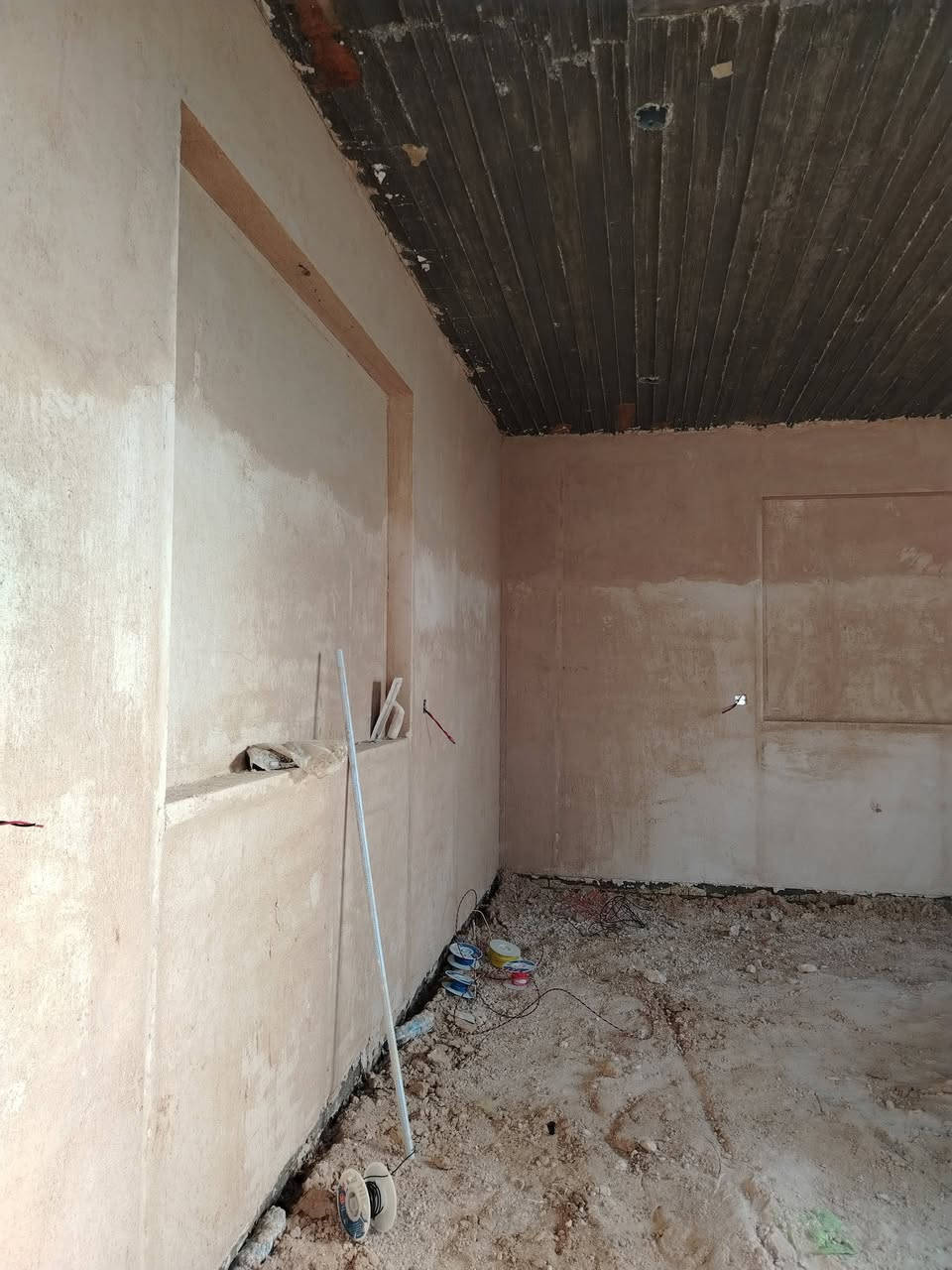 لباخ متفرغ حالين سمنت جص شغل درجه اوله عنواني نجف ***********
