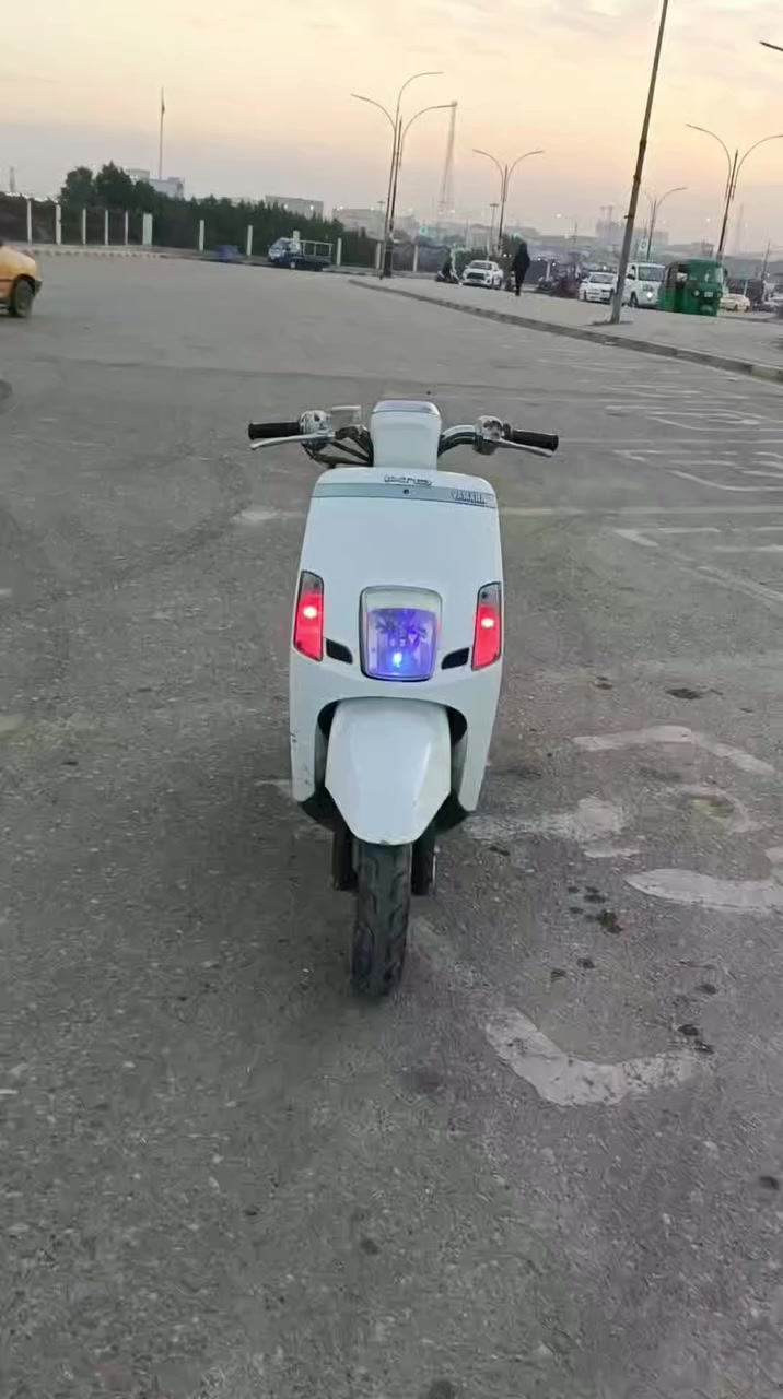 السلام عليكم متاح دراجه ماكس بوليس نضيفه ما مفتوحه مكفوله اوراق السعر خاص الاتصال عله الرقم ***********
