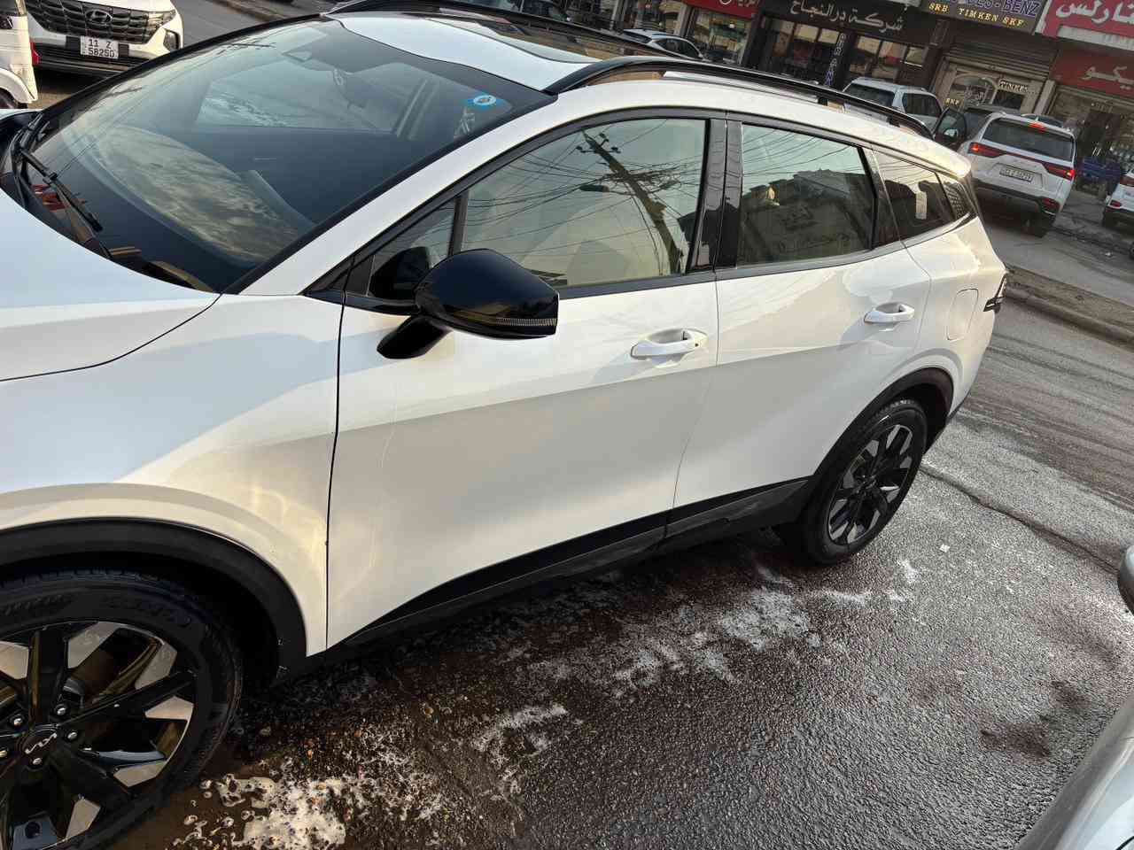 سلام عليكم للمراوس بشي من موديل ٢١ وفوك
سبورتج L طويله خليجيه وكاله suv
مكفوله من الضربه والصبغ 
فقط بارد صغير 
فول مواصفات للاخير 
رقم بغداد باسمي 
***********
