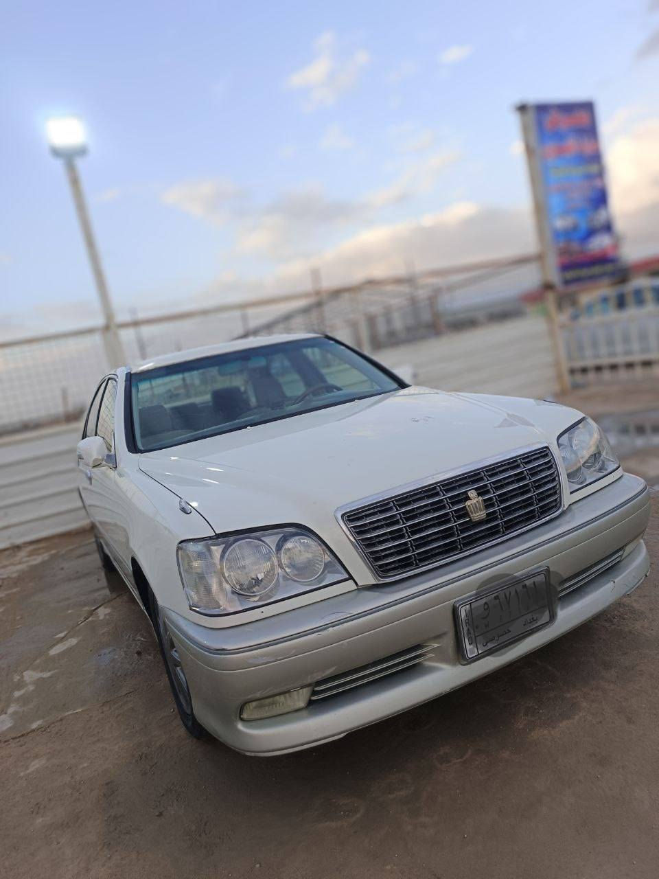 ملكة كراون
رقم بغداد 
سيارة مفحوصة 
وكاله عامة مطلقه بأسمنا 
تحوير نجف فوك وجوه 
4 دكم 
محرك دي فور كبير 
سيارة جاهزة 
للتواصل
***********
