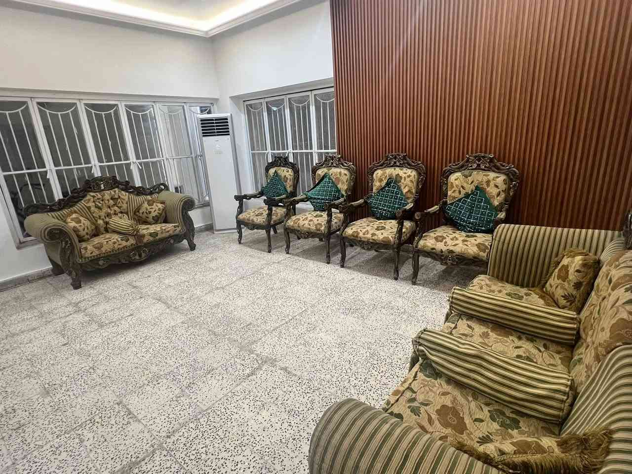 مرحبا
عندي هذا التخم للبيع


**إذا كنت صاحب هذا الإعلان وتريد حذفه لأي سبب، رجاءا أرسل رسالة إلى الدعم الفني**