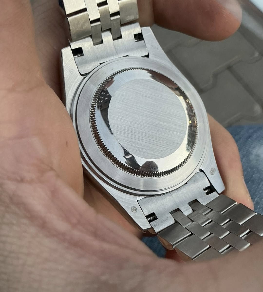 السلام عليكم ساعة رولگس سكاي دويلر 
اوتوماتيك
مينة مميزة
قرص GMT داخلي
عقارب وارقام لامينوس
قطر 40
سير جوبلي 
مختمة بالكامل
قفل بحري
145 الف


**إذا كنت صاحب هذا الإعلان وتريد حذفه لأي سبب، رجاءا أرسل رسالة إلى الدعم الفني**