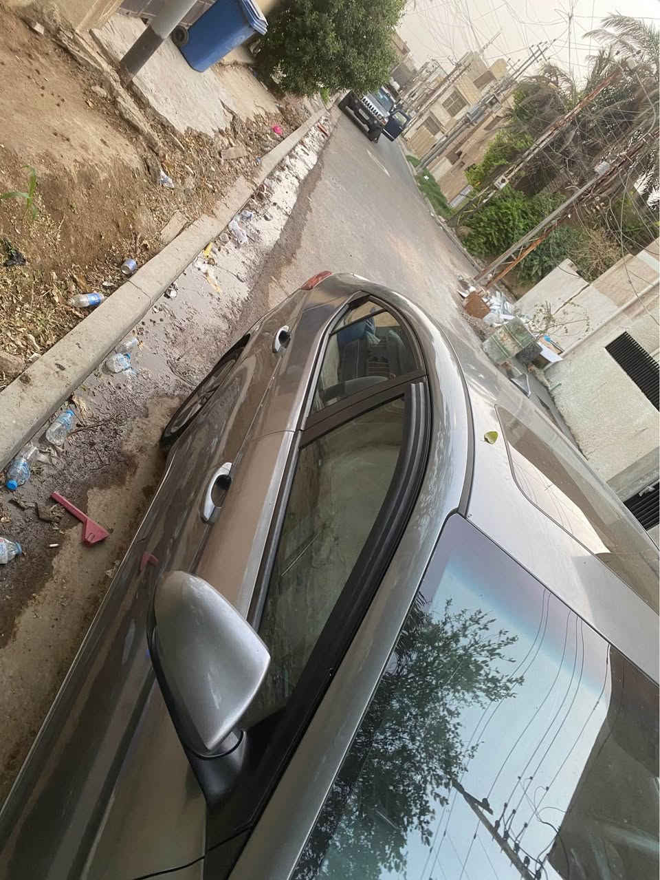 السلام عليكم 
النترا ١٧وارد امريكي لمتدد ...
رقم اربيل بيمنه تخويل مباشر..
ليبل واحد كل السياره...
بصمه ...
فتحه ...
بصمه ابواب نضام ترحيب عند الاقتراب ....
جنطه بصمه ...
مري كهرباء ...
رادارات جانبيه وخلفيه وكامره خلفيه ....
شاشه ايباد اصليه .....
3 مودات قياده ايكو سبورت نورمل ....
مانع انزلاق...
هيترات بالكشنات  ...
تبريد مناخين ....
شادلها قاعده فيتبم اصليه قبل يومين ....
راديترات مي وتبريد جدد  والمروحه  جديدات اصليات...
تبريد ثلج بلادي ....
ادامه كامله لمنضومه الاحتراق بالثلج الجاف ....
مكينه ً بدلت طابوكة وكير بلاد ....
مبرمجها يم الامير عالبانزين العادي يعني انسه شي اسمه دوانز وسياره ترايها كلش حلو مناقصها اي شي ....

الحادث باب خلف الصدر مبدل اصلي نفس الليبل + صبغ جاملغ خلفي و باب الصدر لغرض توحيد اللون فقط  رقم الهاتف *********** العنوان السيدية حي الاعلام بغداد, العراق
