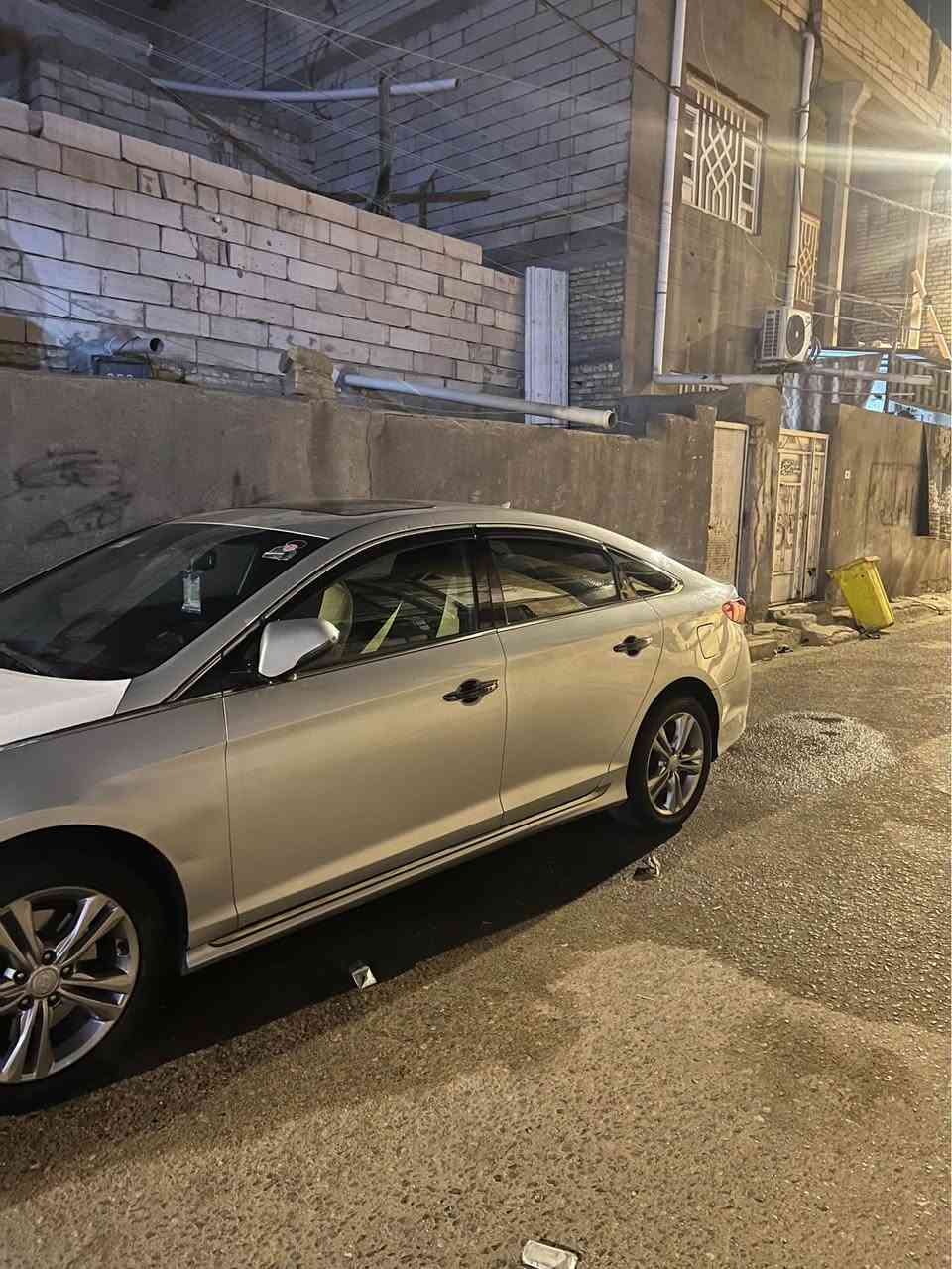 السلام عليكم سوناتا موديل 18وارد امريكي 
صور الحادث مرفق بل منشور 
السعر 123
*********** البصرة, العراق
