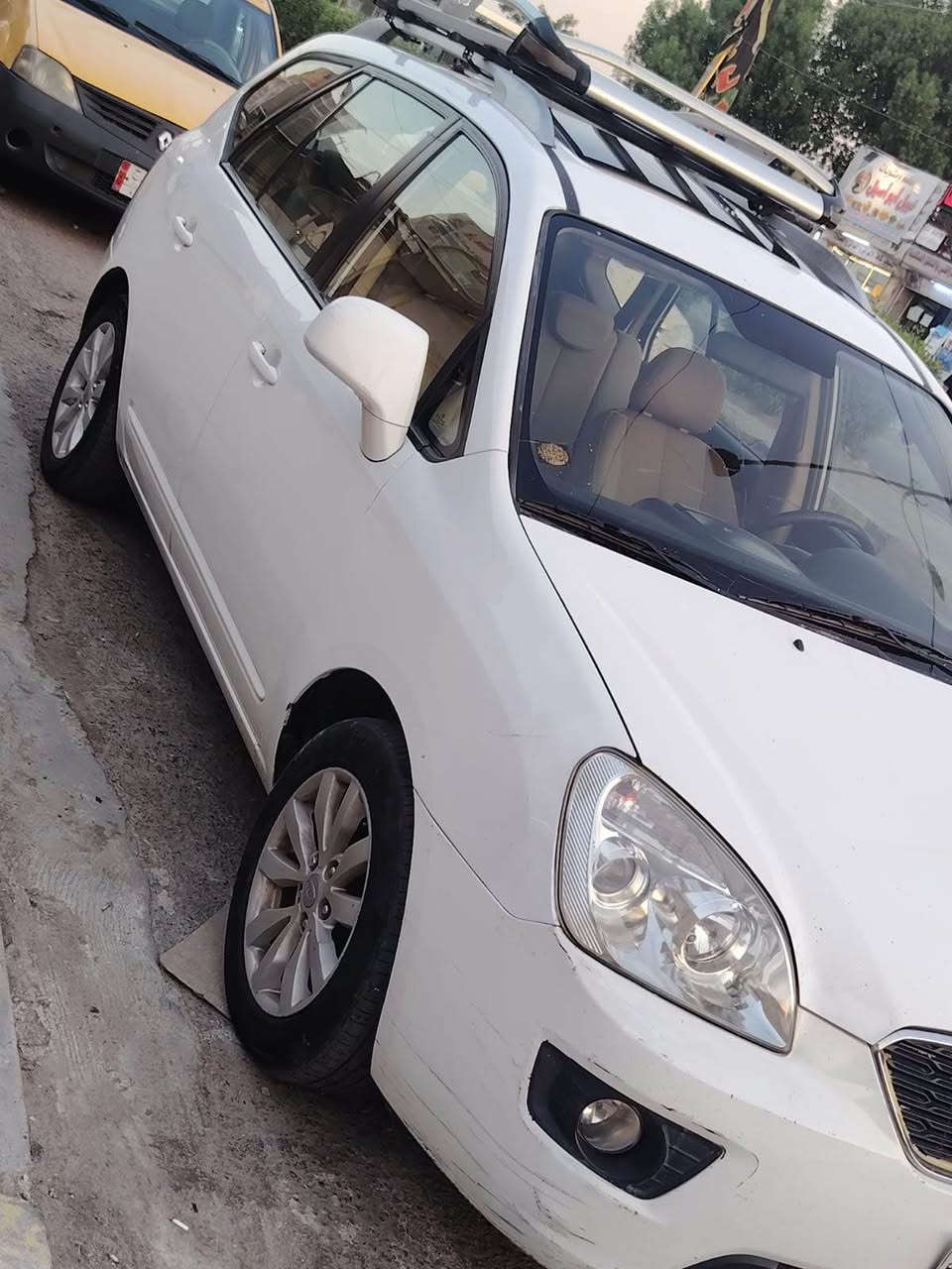 كيا كارنز موديل 11 

7 راكب سياره كفاله بدون  صبغ ولا ضربه 

فول موصفات فتحه تحكماات عده لبصمه 

سياره كير محرك كفاله عل ايد واحده من شركه 

عارضها ب 115 وبيها مجال لشراي بغداد, العراق


**إذا كنت صاحب هذا الإعلان وتريد حذفه لأي سبب، رجاءا أرسل رسالة إلى الدعم الفني**