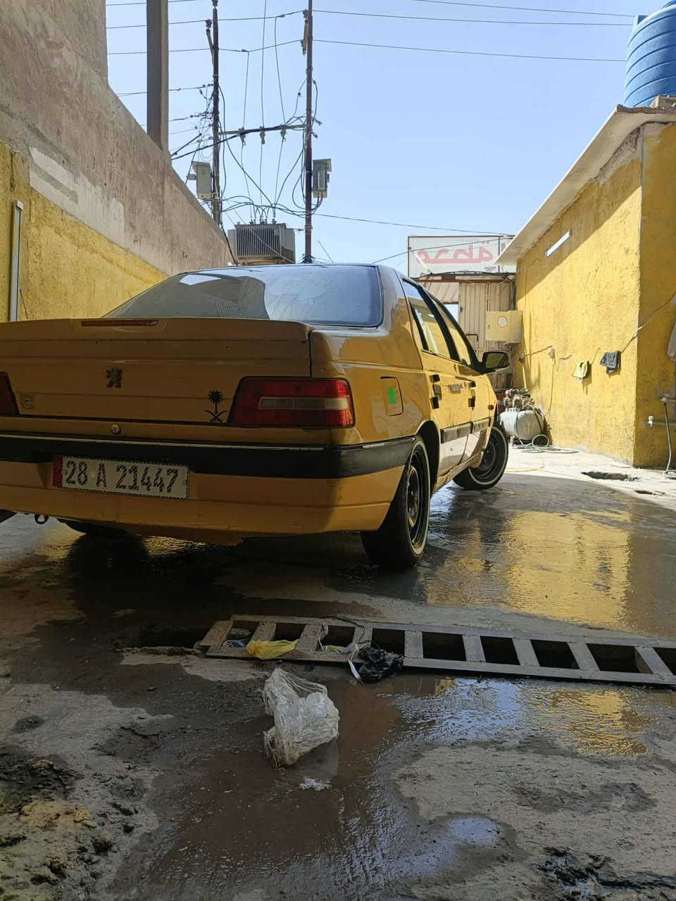 السلام عليكم بيجو لميس البيع السياره حلوه وجاهزه مكينه بيهه تنقيص حدادي جديده كير جديد تخم تاير البدي كفاله عامه الاستفساراتصل***********
