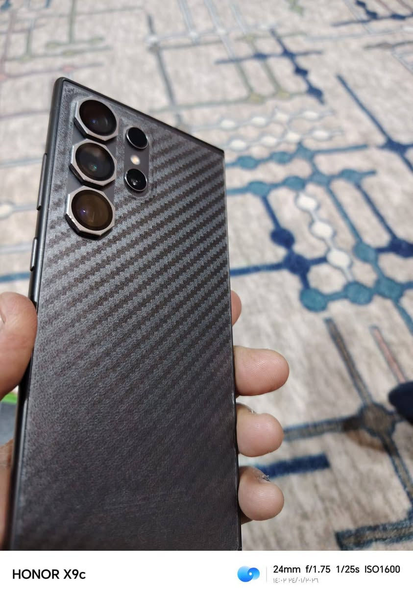 الترا S 24 للبيع  استخدام قليل مكاني نجف وكل محتوياته موجوده.. للاستفسار الاتصال ع الرقم ***********
