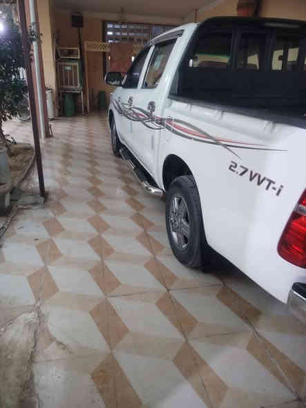 هايلوكس موديل 2015 شاصي 19
ماشيه 198 السيارة بأسمي السنوية لل 2029 
السيارة اوتوماتيك 
كير اكسر محرك كله مكفول
السونار موجود 
السعر 232
المكان ديالى 
***********
