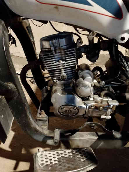 سلام عليكم ستوته دايوان  نضيفه ضائعه ورقه من الأوراق مكاني كرمه علي ابو صخير *********** مليون وبيها مجال
