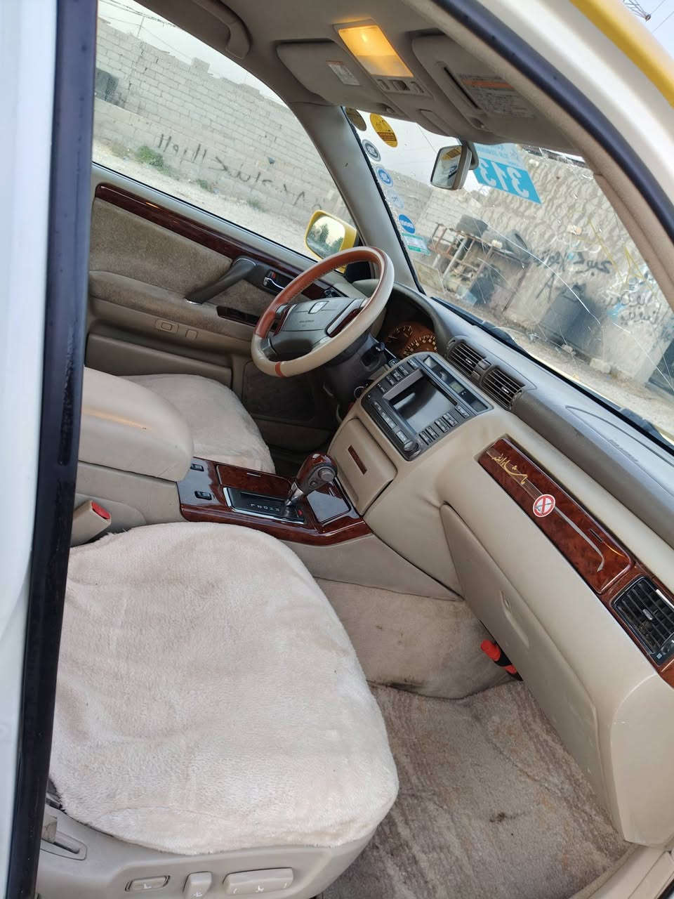 السلام عليكم
ملكه للبيع كصه قماره فقط والباقي كفاله من دكه جاكوج  موديل 2003 بسمي رقم كركوك 
جاهزه من كلشي تبريد ثلج تخم تاير جديد ويل نجمه 
كير مكينه بل كارتون فيفيتي شاصي 71 اصل  تحويره فوك وجوه نجف دشبول عارف العيساوي 
السعر 65 وبيهه مجال حك الجيه 
للاستفسار ***********
