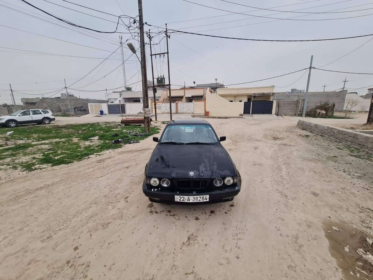 سلام عليكم 
للبيع او مراوس
Bm 525
موديل 91 محدثه كامل 95 
محرك كپس اوتوماتيك 
فول مواصفات 
رقم اربيل اب اسمي تحويل وكاله بطاقه بانزين 
كوله اب شرط 
سنويه رقم ژينگه كوله جديد 
السياره مخلي صورت الضرر بين البابين علي گد صينيه 
و راس البونيت فقط 

ملاحضه..(السياره بس يرادله صبوغ لان صبوغها مجولح . و الگير يسوي طپه بل نمره اوله و ثانيه فحصت طلع الكونترول و سعر الكونترول 100 دولار فقط ) 
سعره رايده اب 58 وبي مجال و السياره صاير عليه اكثر 
و علي غرامه ورقتين ينزل من سعره 
مكاني كركوك 
*********** كركوك, العراق
