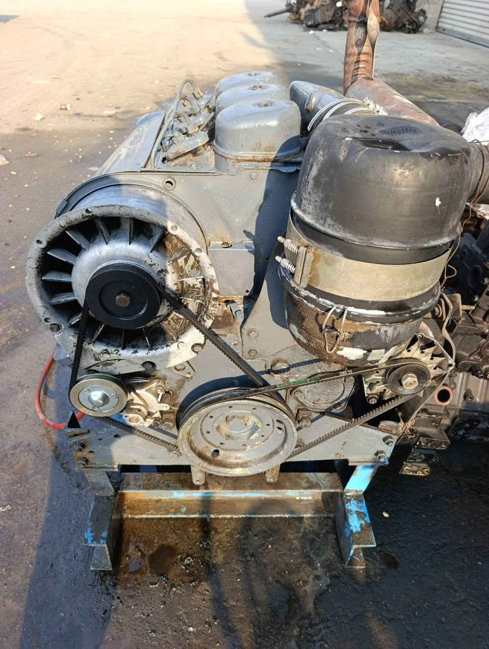 مجموعة دوتس 3سلندر 
محرك دوتس ألماني3 سلندر 
30KV مولدة انكليزية 
جاهزة ع العمل 
تواجد حلب الراموسة 
+963936942998 :لتواصل والسفسار عبر رقم


**إذا كنت صاحب هذا الإعلان وتريد حذفه لأي سبب، رجاءا أرسل رسالة إلى الدعم الفني**