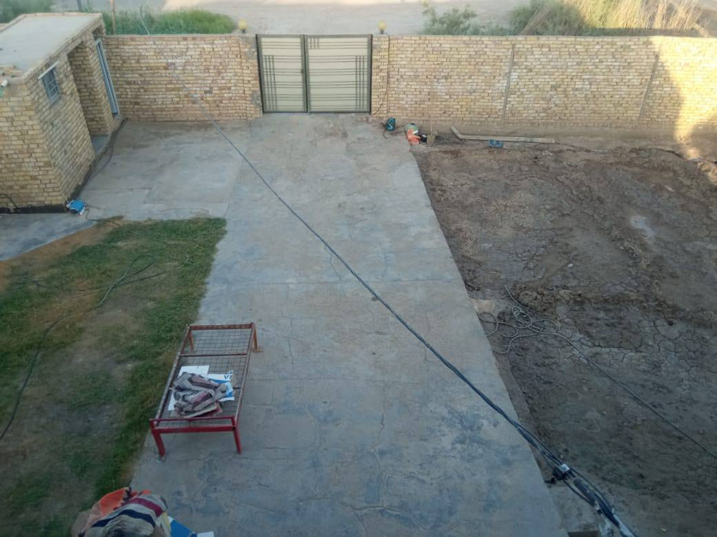 بيت بل العلاك احلى موقع بل العلاك مساحه 1300متر سند 25 طابو زراعي مداور ثاني يوم على تبليط مباشر  كافة الخدمات مدرسه ٢٠٠ متر عنها متوسطه وابتدائيه عن الشارع العام 150 متر 
بيع فقط
 سعر المتر 140 وبيه مجال قليل 
الاستفسار ***********
