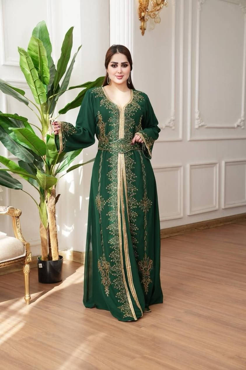 شغل تطريز يدوي امارتي
قفطان مڪون من قطعتين


**إذا كنت صاحب هذا الإعلان وتريد حذفه لأي سبب، رجاءا أرسل رسالة إلى الدعم الفني**
