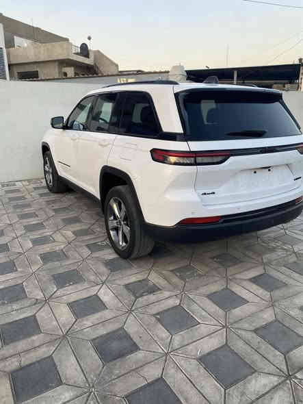 رقم بغداد 
السلام عليكم 
للبيع فقط
جيب 5 راكب 2023 ليمتد

السيارة بدون حادث وبدون ايرباگ فقط سرقة القطع الخارجية والسيارة مكفولة كفالة عامة گير محرك لغد شواصي گشر 

المواصفات 
شاشة جبيرة 
تشغيل عن بعد 
دخول ذكي 
باب الصندوك كهرباء
كشنات vip  
كشن السايق و المرافق كهرباء
4*4 دفع رباعي 
رادار امامي 
مانع تصادم 
حساسات امامية
المصابيح الامامية زنون 
نقطة عمياء 

نضام المحافظة على المسار 

ممشى السيارة 36 الف ميل 

مكان السيارة بغداد 
للاتصال او واتساب 

***********
