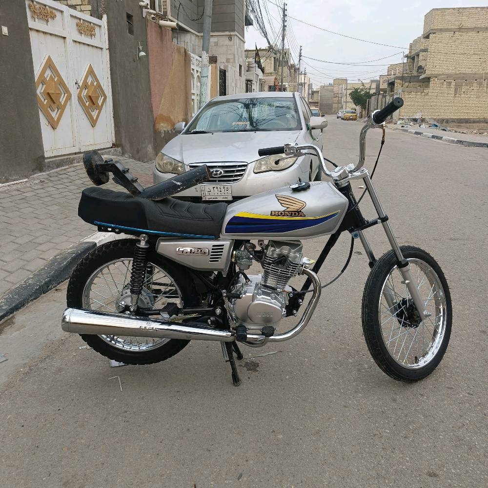 كربلاء حي النصر
دراجة 4 گير موديل 2026
مكينه نامة شلامچة موديل 26
الدراجة تعمير جديد ماصارلهة اسبوعين
السعر 950 الف 
للاستفسار المراسلة على الواتساب
 
