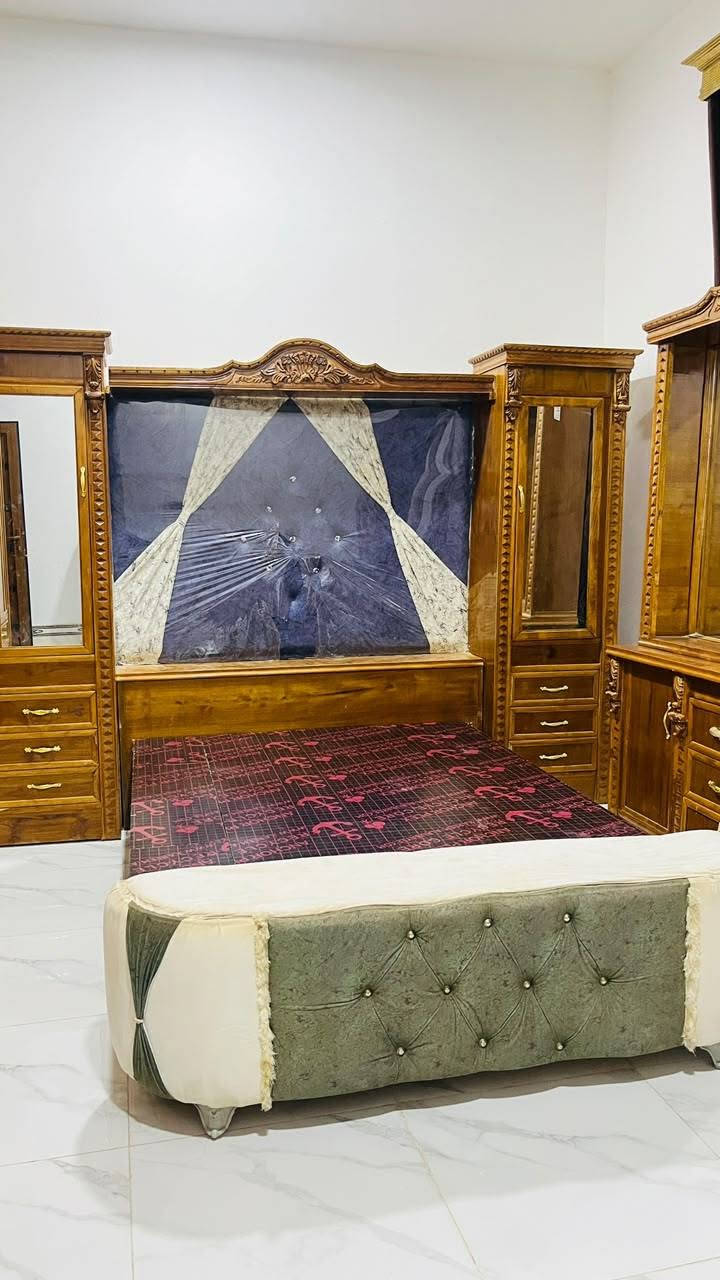 غرفه نوم ملكي حطاطه نضافه فول السعر مليون و 500 وبيها مجال العنوان الرمانه البوعبيد للاستفسار ***********
