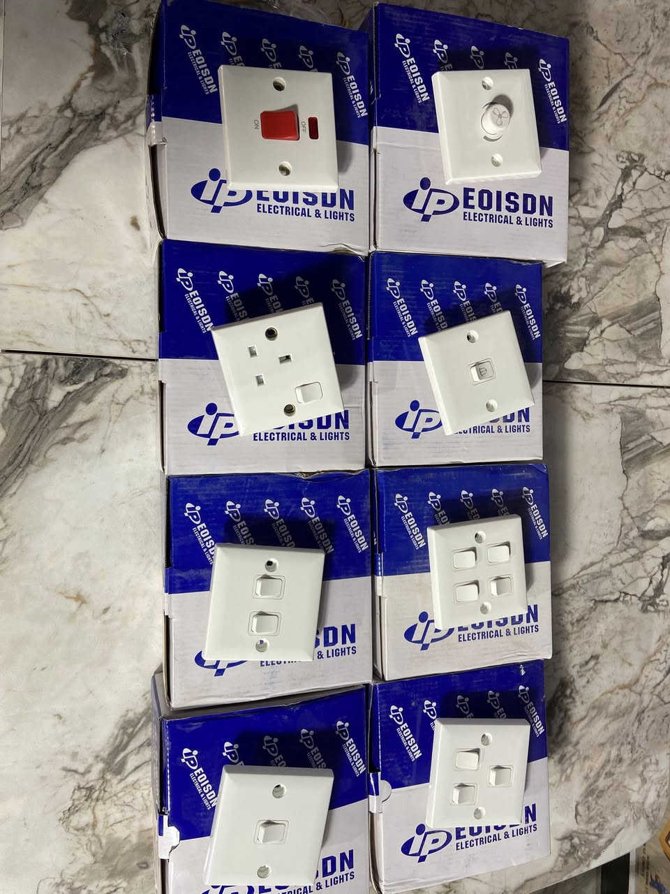 سلام عليكم 

أهلاً وسهلاً بكم بكهربائيات الأمير 

متوفر لدينا سويجات الـ Edison
ايضاً متوفر طقم كامل من السويجات.

وسيكون سعر القطعه الواحده 950 دينار 

سعر الكارتون 95 الف   . تعبئة الكارتون :100

جملة ومفرد 
العنوان: كربلاء 
للتواصل ع الواتساب 
***********
***********
