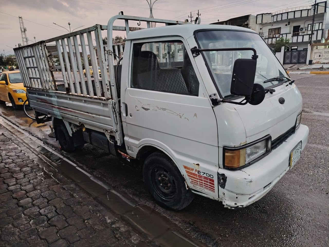 كيا بنكو موديل 96 بدي طويل محرك كير تايرات صدر كله شرط بيها حصه كاز وتانكي اضافي للكاز شاصي بالشرط تاخذها كبل تفحص انطيك شرط الفحص سياره جاهزه من الاخير سنويه مشروع وطني مكملين معامله فقدان كامله كبل تروح للمرور تحول تستلم رقم انكليزي السياره شرط التحويل ميسوي وكاله تحويل فقط السعر 57 بي مجال بسيط شراي هذا رقمي *********** كركوك, العراق
